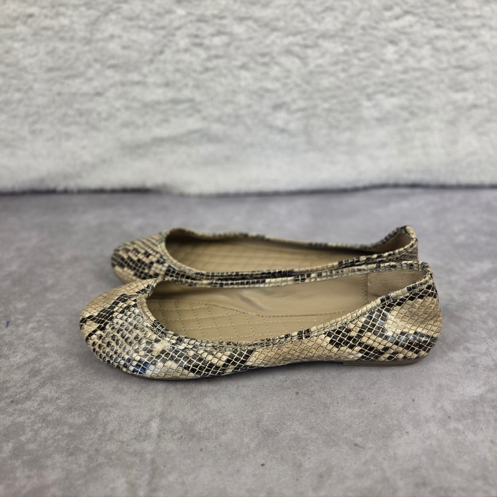 MIA Womens Snakeskin Print Ballet Flats Beige Black Size 7.5